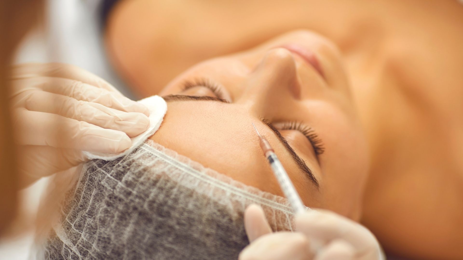Medikal estetik uygulama protokolü: botoks ve dolgu için cilt yapısına uygun planlama — DolphinMed Sağlık Polikliniği